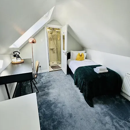 Avoca House Bed & Breakfast 3*