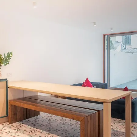 Guestready - Modern Retreat In