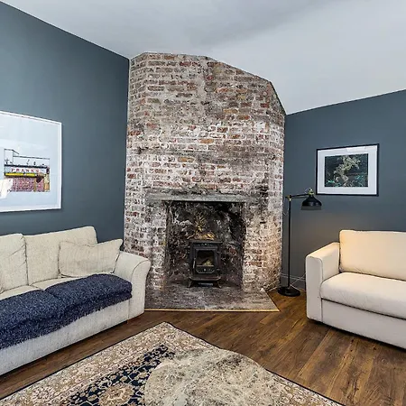 Ulster Apartment, 7 Henrietta Street, Centre Apartamento Dublín