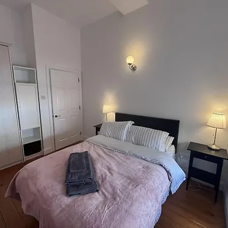 Stylish 2 Bedroom 2 Dublin