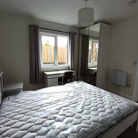 Myothernest - Convenient 2-bedroom In * Dublin