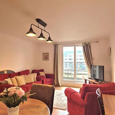 Modern Two Bed With Parking Apartment Dublin