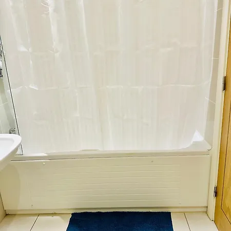 Peaceful And Cosy In Wprivate Bath - Close To Airport * Dublin