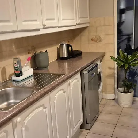 Holiday home Whole Private Flat -