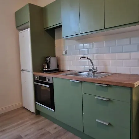 Cosy 1bd In Refurbed Victorian House Heart Of D6 Dublin