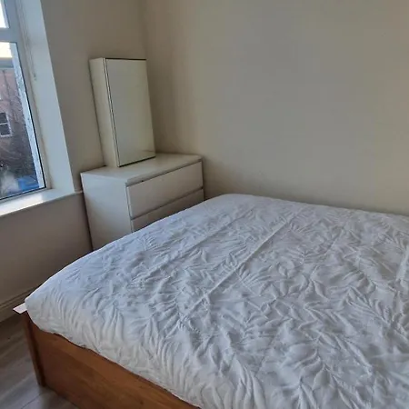 Cosy 1bd In Refurbed Victorian House Heart Of D6 * Dublin