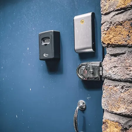 Alpha Apartment