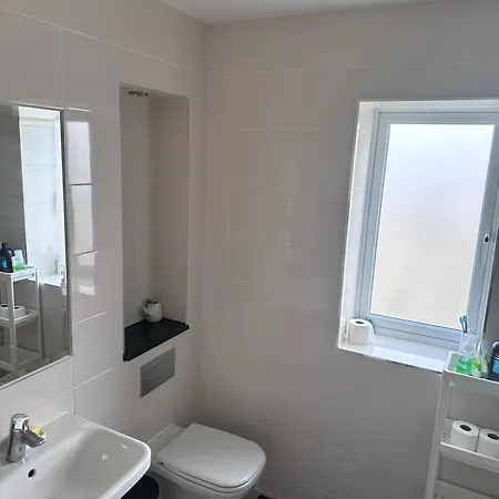 Private Single Bedroom In Beautiful House Dublin