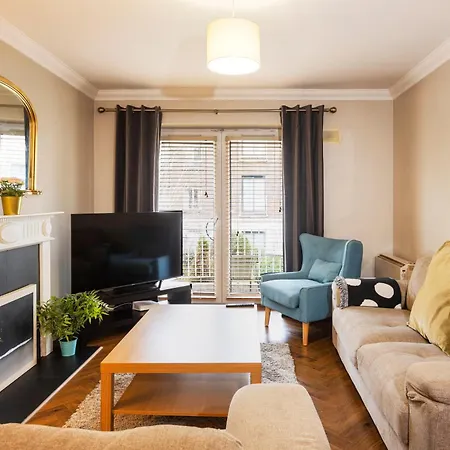 The Picasso - Trendy 2 Bd Ap- 4 - Super Fast Wifi Apartment