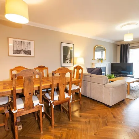 Apartment The Picasso - Trendy 2 Bd Ap- 4 - Super Fast Wifi *