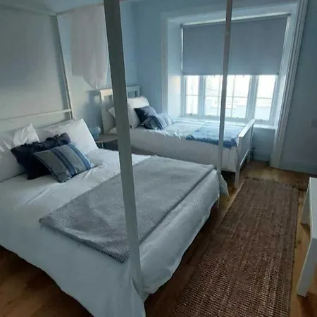 Holiday home Stunning Unique & Elegantly Refurbed Seafront 2bd Dublin