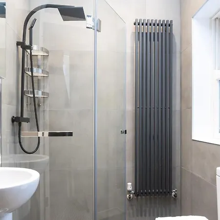 3 Bed In Phibsborough-12 Min Walk To The Spire * Dublin