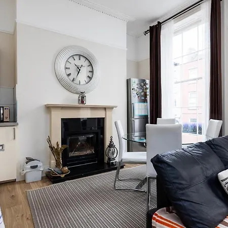 3 Bed In Phibsborough-12 Min Walk To The Spire * Dublin