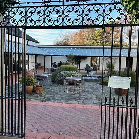 20 Minutes To The Center Homestay Dublin