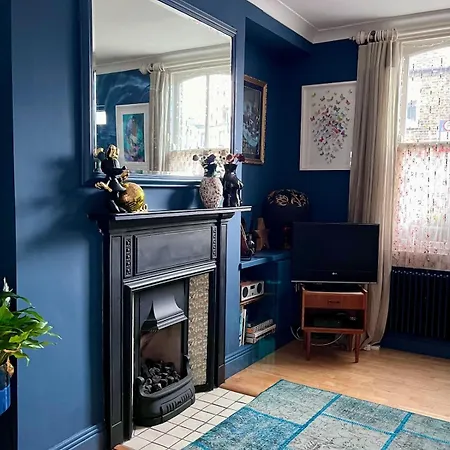 Stylish Centre House, Perfectly Located Dublin