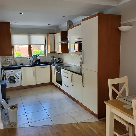 150 Charlemont Griffith Avenue Privat bolig *