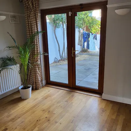 150 Charlemont Griffith Avenue * Dublin