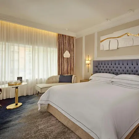 The College Hotel, Autograph Collection Dublin