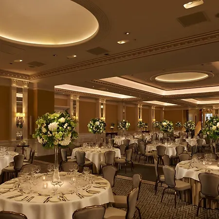 Отель The Shelbourne, Autograph Collection