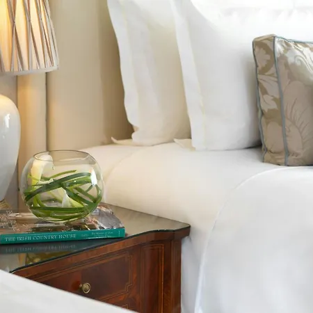 The Shelbourne, Autograph Collection Отель 5*