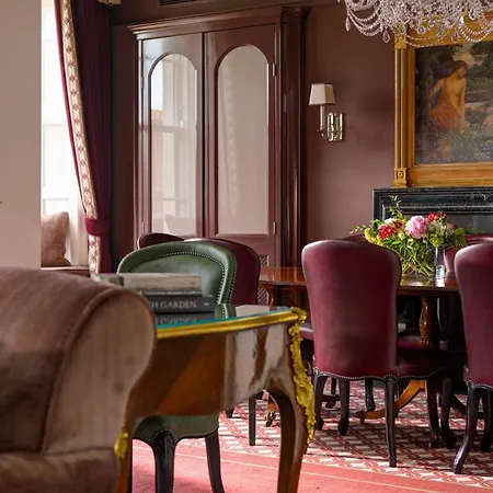 Отель The Shelbourne, Autograph Collection