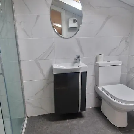 Upgraded Loft Style Duplex At Rathmines Village Dublin