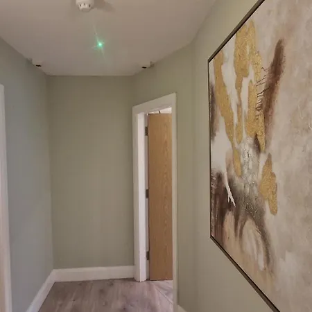 Upgraded Loft Style Duplex At Rathmines Village Dublin