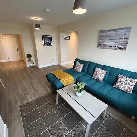 Two Bedroom Ground Floor Apartment, Professionally Managed Apartment Dublin