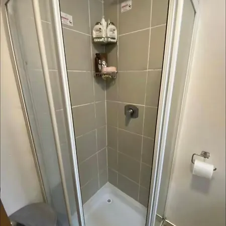 Maria Affordable Shared Quarto em Acomodações Particulares Dublin