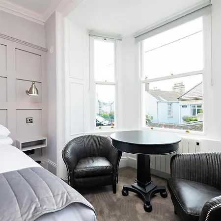 Stylish Marina Escape Dublin