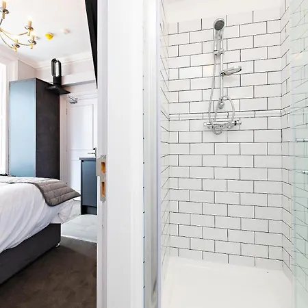 Stylish Marina Escape Apartment Dublin