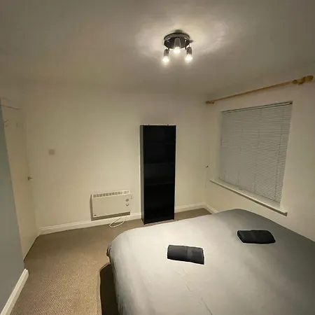 Spacious 2 Bedroom Near The Spire * Dublin