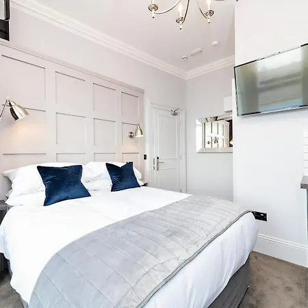 Scenic Marina Getaway Apartment Dublin
