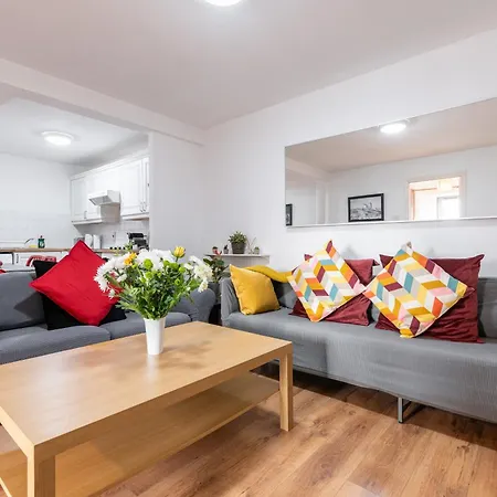 Spacious 3-bed In Center * Dublin