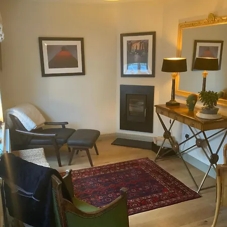 Canal View Holiday home *
