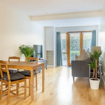 Guestready - Beautiful Duplex Near Botanic Gardens