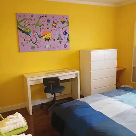Yellow Panzió