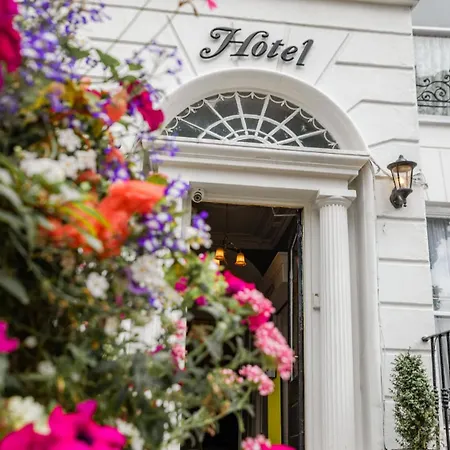 The Lansdowne 3*
