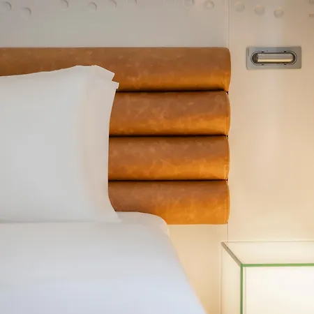 The Morrison Dublin, Curio Collection By Hilton Dublin