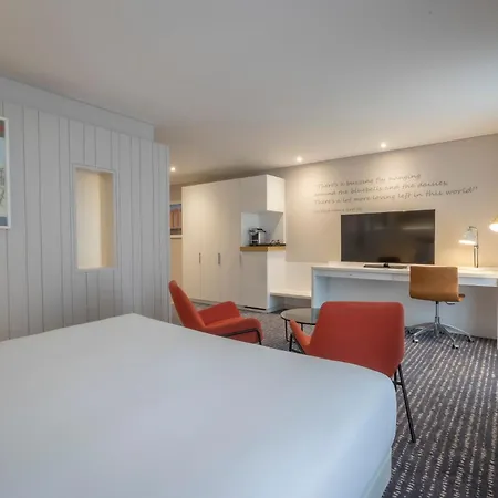 The Morrison Dublin, Curio Collection By Hilton 5*