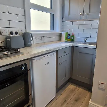 New Updated 2bd In Prime Spot At Docklands Apartment Dublin
