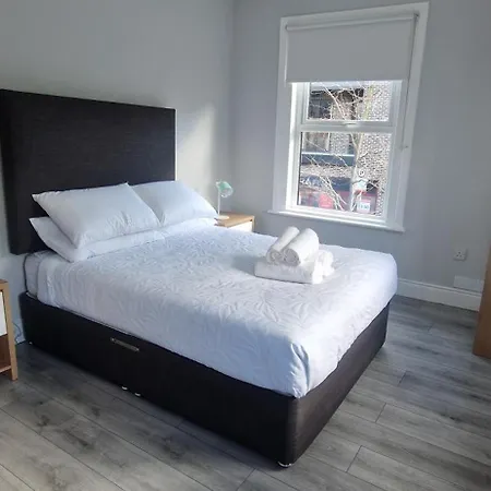 Apartment New Updated 2bd In Prime Spot At Docklands