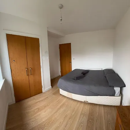 Superb Double Near Airport Guest house Dublin