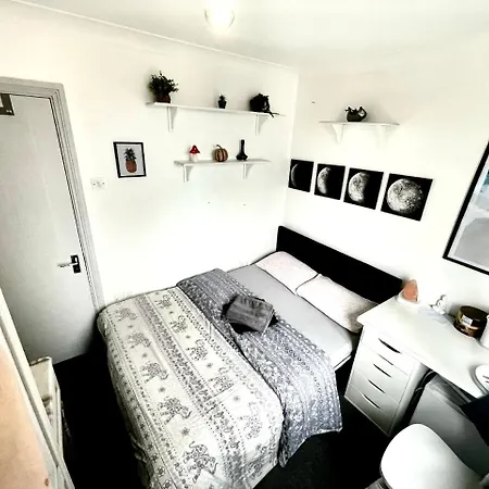 Homestay Customerhouse, 1 Double Room, 1 Dublin