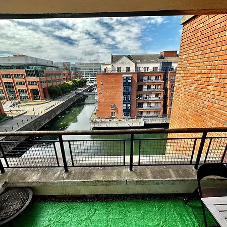 Apartment Customerhouse 1, Balcony View Dublin