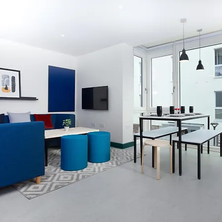 Destiny Student - Parkgate (adults Only) Apartment *