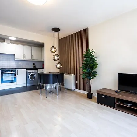 Scandinavian-inspired 2bed Near River Liffey Apartment Dublin