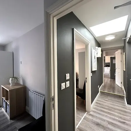 Citycenter 3 Bedroom Sercox * Dublin