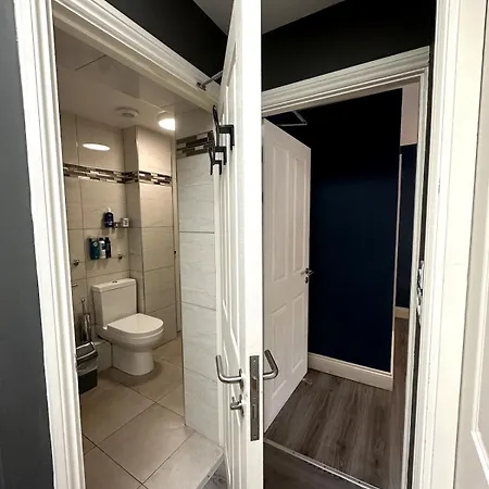 Citycenter 3 Bedroom Sercox Apartment *