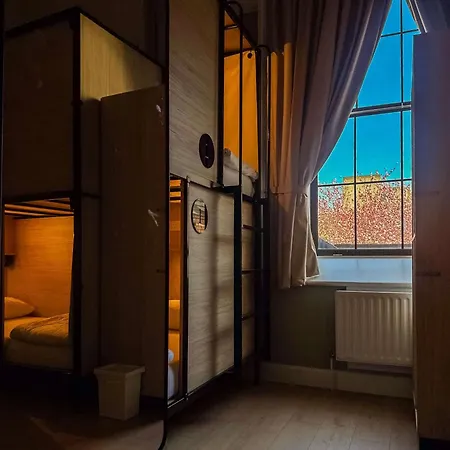 Hostel Gardiner House